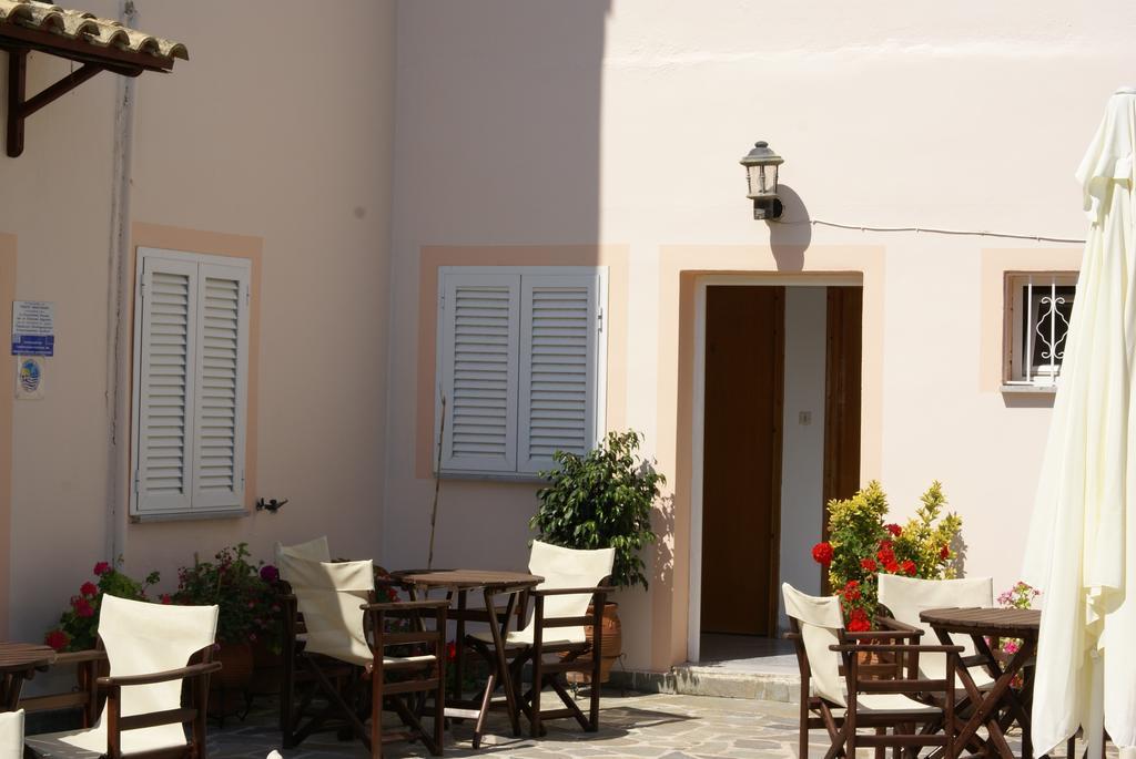 Andrianna Apartments Ammoudiá Rom bilde